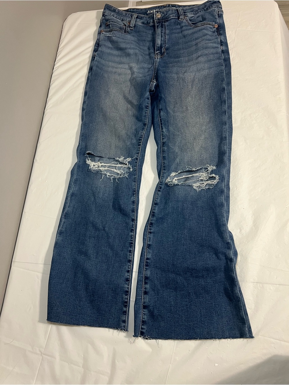American Eagle Next Level Stretch Distressed Jeans Size 10